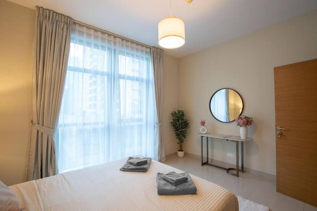 Apartamento Lux 1Br 2 Min To Burj Khalifa Dubái Exterior foto