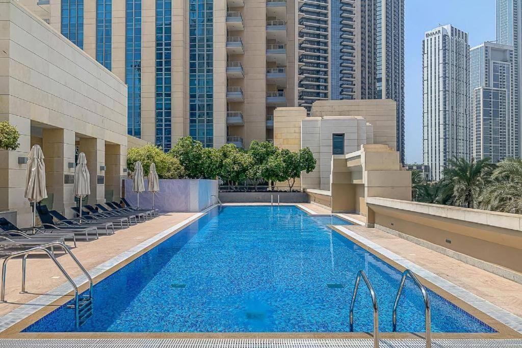 Apartamento Lux 1Br 2 Min To Burj Khalifa Dubái Exterior foto
